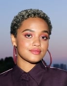 Kiersey Clemons