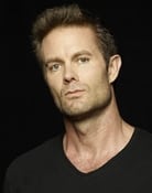 Garret Dillahunt