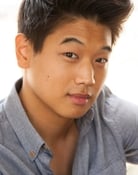 Ki Hong Lee