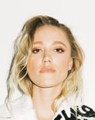 Maika Monroe